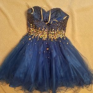 Jovani Dresses - Womens size 2 Jovani Prom Homecoming Formal Dress Jovani Dresses - Womens size 2 Jovani Prom Homecoming Formal Dress
